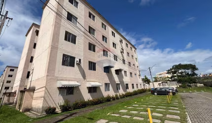 Apartamento à venda no Condomínio Residencial Viena Bairro Novo Camaçari