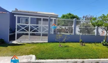 Ótima casa no centro de Cidreira