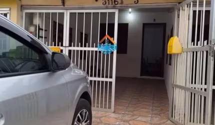 Bela casa geminada em salinas