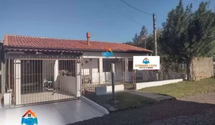 Casa com excelente localização no Centro de Cidreira