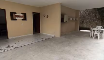Casa com 2 quartos à venda na Bairro Vila Verde, 8204, Vale Verde, Porto Seguro, 228 m2 por R$ 450.000