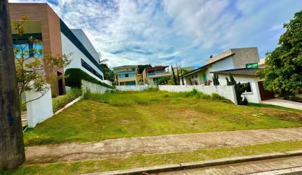 Terreno em Condomínio para Venda em Salvador, Alphaville II