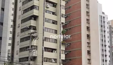 São 2 salas compostas em único conjunto que estão situados na rua Turiassú, 143 - edifício TRADE TOWER.