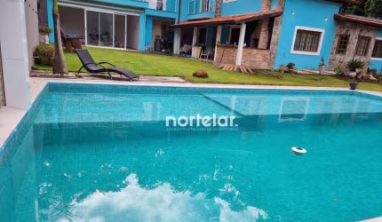 Excelente Casa de Alto Padrão......