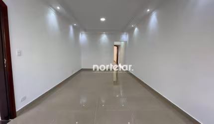 Lindo sobrado a venda no Parque São Domingos