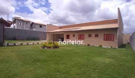Chácara em Jarinu/SP, com 5 suítes,7 banheiros, 10 vagas, área total 2.450,00 m², área construída 500,00 m²