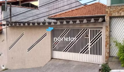 VENDE-SE  CASA  NA FREGUESIA DO Ó.
