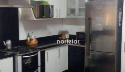 Casa assobradada com 3 dormitórios , saão em baixo 16 vagas de garagem