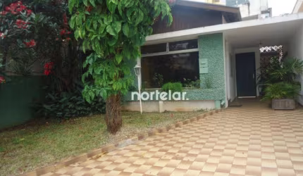 Ótima casa térrea à venda no Parque São Domingos