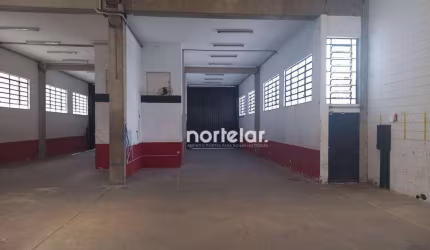 Galpão para alugar, 710 m² por R$ 26.999,00/mês - Vila Anastácio - São Paulo/SP