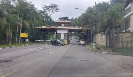 terreno a venda no condominio parque Ituaguaçu da Cantareira