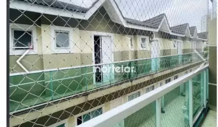 ÓTIMA CASA CONDIMNIO FECHADO