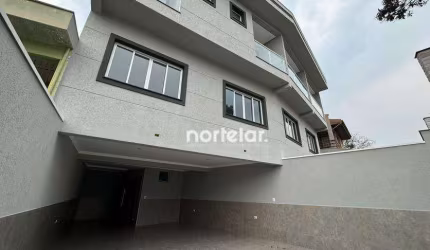 Excelente sobrado novo à venda no Parque São Domingos