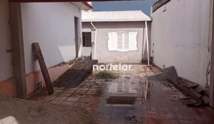 Casa térrea 14x22 de terreno com edícula nos fundo 2 cômodos,Localizado na freguesia do ó, terreno muito bom para investir   imóvel esta em faze de re