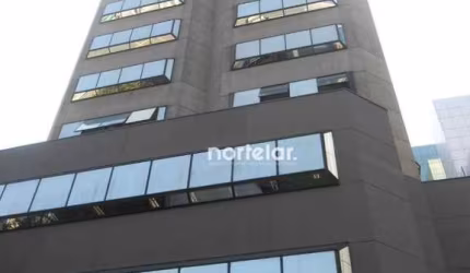 Sala comercial localizada Av. Francisco Matarazzo.