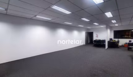 Prédio comercial à venda no Parque São Domingos