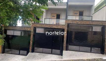Três sobrados novos à venda no Vista Linda
