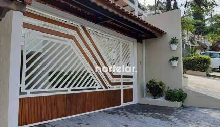 SOBRADO REFORMADO 3 QUARTOS 2 VAGAS TREMEMBÉ