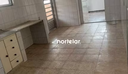 casa de 2 dormitórios está disponível para locação em uma das regiões mais estratégicas da zona norte, com fácil acesso a tudo o que você precisa no d