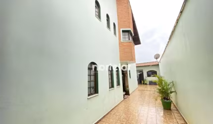 Sobrado com 3 dormitórios à venda, 243 m² por R$ 950.000,00 - Vila Bonilha - São Paulo/SP