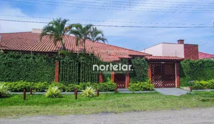 EXCELENTE CASA NO LITORAL....