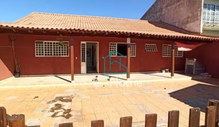 Casa com 4 dormitórios à venda, 193 m² por R$ 700.000,00 - Vila Brasil - Londrina/PR