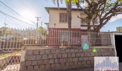 Casa em Ponto comercial.