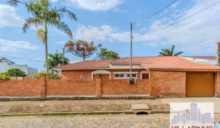 Casa com 3 dormitórios à venda, 139 m² por R$ 490.000,00 - Guarujá - Porto Alegre/RS