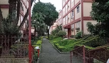LINDO APARTAMENTO SEMI-MOBILIADO NA TRAV. ESCOBAR
