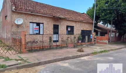 Casa ao lado do posto de saúde com 2 dormitórios à venda - Cavalhada -
