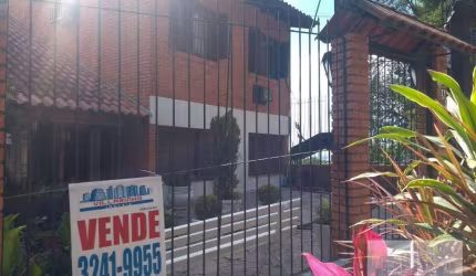 Casa com 5 dormitórios à venda, 288 m² por R$ 788.000,00 - Teresópolis - Porto Alegre/RS