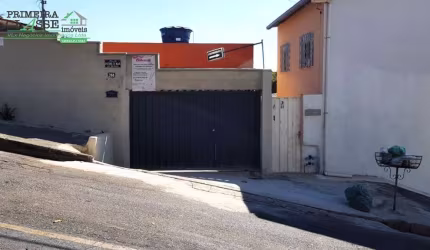 Casa com 3 quartos à venda na Rua Visconde de Mauá, 268, Califórnia, Belo Horizonte por R$ 550.000
