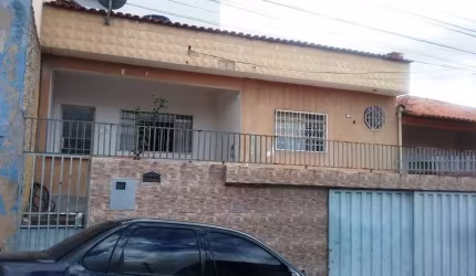 Casa com 5 quartos à venda na Rua Afonso Pena, 288, JK, Contagem por R$ 600.000
