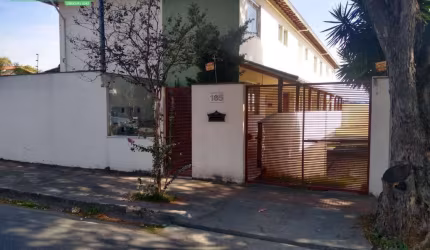 Casa em condomínio fechado com 3 quartos à venda na Rua dos Javaês, 165, Santa Mônica, Belo Horizonte por R$ 479.000