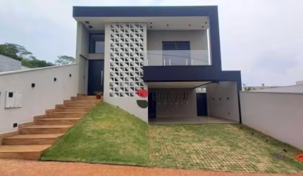 Casa térrea alto padrão com 188m², 3 quartos/suítes à venda no Condomínio San Marco em Ribeirão Preto/SP I Imobiliária Brioni imóveis