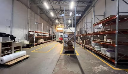 Galpão comercial com 326m²,  I Imobiliária em Ribeirão Preto/SP I Brioni imóveis