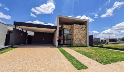 Casa com 3 quartos à venda, 204 m² por R$ 1.800.000 - Residencial Alto do Castelo - Ribeirão Preto/SP
