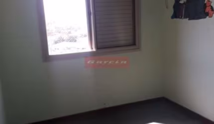 Apartamento com 2 Quartos à Venda, 56 m²