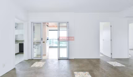 Apartamento de 82 metros quadrados em andar alto