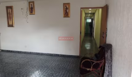 CONJ  COM  SALAS COMERCIAIS, NO SOCORRO COM 3 BANH,  1 LAVABO,  1 CHURR, 1 PIA, ÁREA DE SERVIÇO