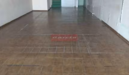 SALAO COM MESANINO COM 170M NA AV NOSSA SRA SABARA