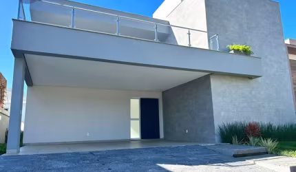 Casa Alto Padrão 4 suítes!