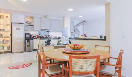 Casa à venda no bairro São João do Rio Vermelho - Florianópolis/SC