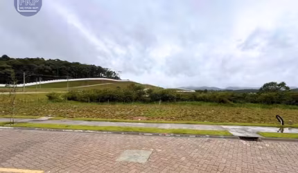 Terreno 378m² em Condomínio!