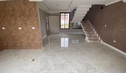 SOBRADO EM CONDOMINIO NO UMBARA