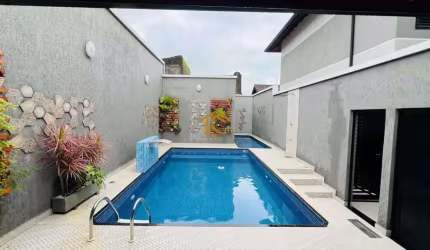 Casa com 2 dorms, Maracanã, Praia Grande - R$ 330 mil, Cod: 10228