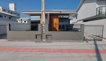 Casa para Venda em Palhoça, Nova Palhoça, 3 dormitórios, 1 suíte, 2 banheiros, 1 vaga