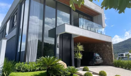 Casa em Condomínio para Venda em Palhoça, Pedra Branca, 4 dormitórios, 4 suítes, 5 banheiros, 4 vagas