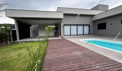 Casa para Locação em Palhoça, Pedra Branca, 3 dormitórios, 3 suítes, 2 banheiros, 3 vagas