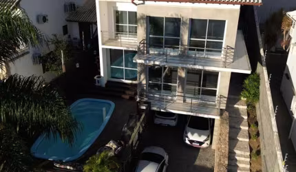 Casa para Venda em Palhoça, Pedra Branca, 3 dormitórios, 3 suítes, 4 banheiros, 4 vagas